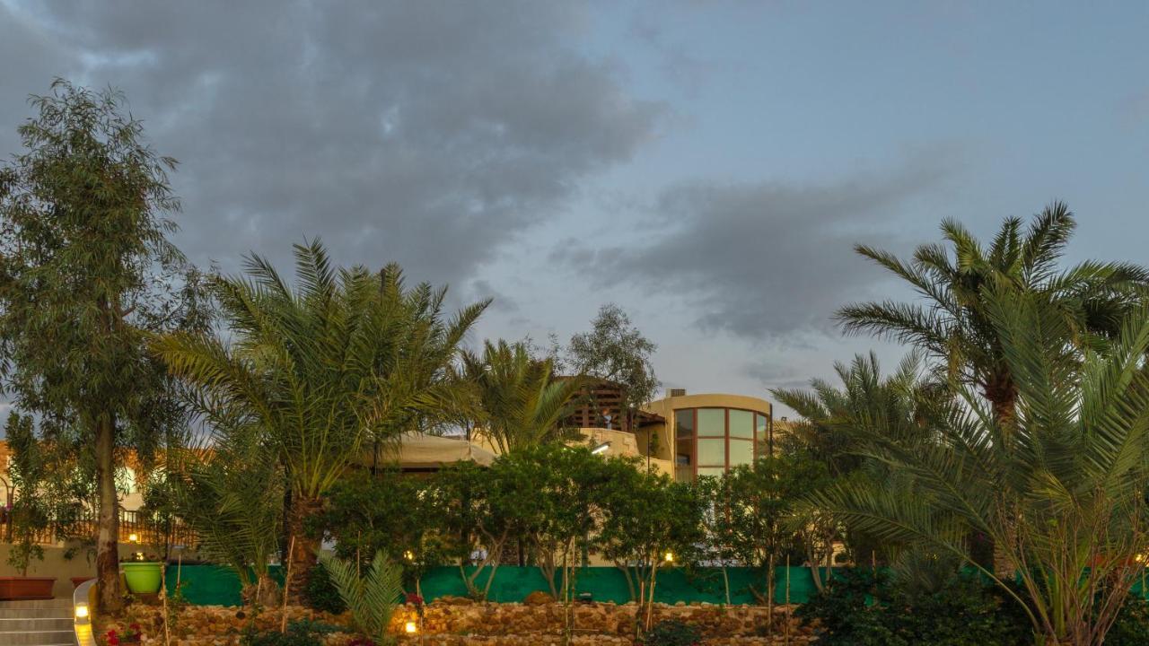 The Precious Guesthouse Sweimeh Экстерьер фото