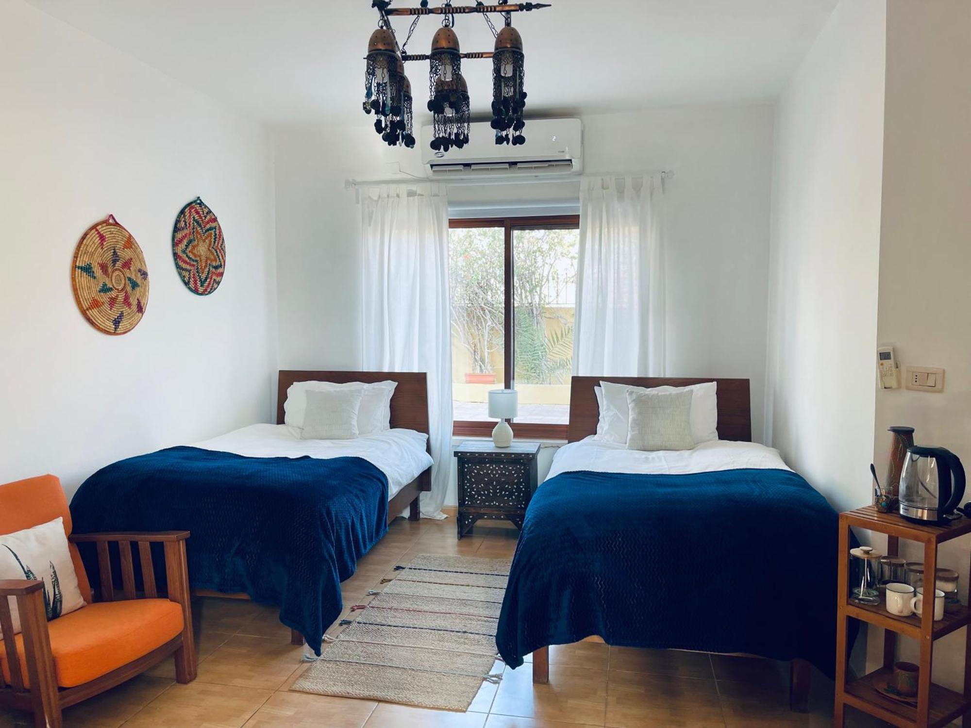The Precious Guesthouse Sweimeh Экстерьер фото