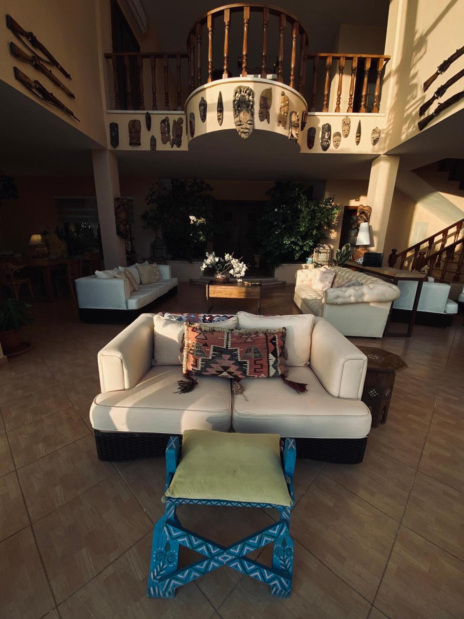 The Precious Guesthouse Sweimeh Экстерьер фото